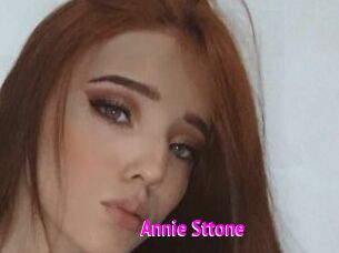 Annie_Sttone