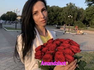 Amandahot