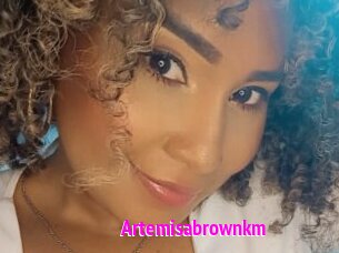 Artemisabrownkm