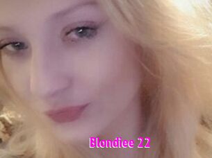 Blondiee_22