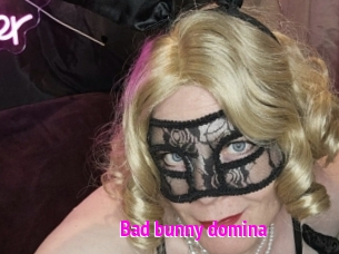 Bad_bunny_domina