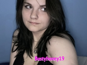 Bustyhoney19