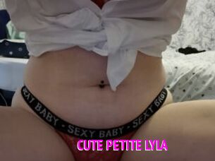 CUTE_PETITE_LYLA