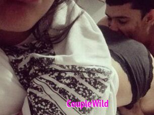 Couple_Wild