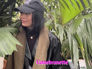 Cuteebrunette