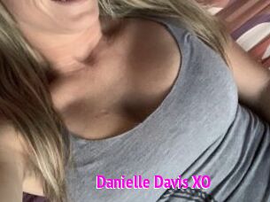 Danielle_Davis_XO