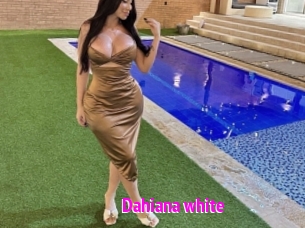 Dahiana_white