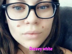 Dazeey_white