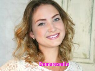 Demuresmile
