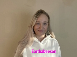 Earthabeeson