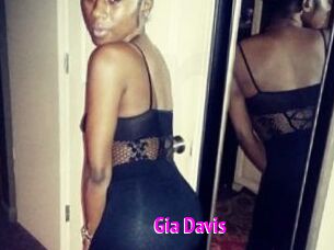 Gia_Davis
