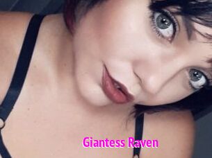 Giantess_Raven