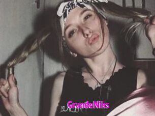 GrandeNiks