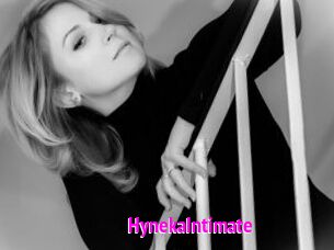 HynekaIntimate