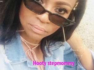 Hooty_stepmommy