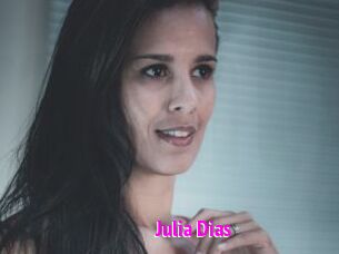 Julia_Dias