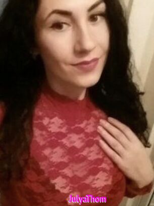 JulyaThom