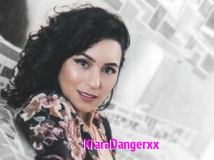 KiaraDangerxx