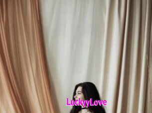 LuckyyLove