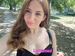 Lunatoned