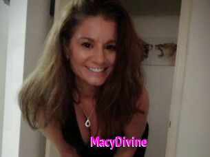 Macy_Divine