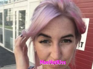 MaeHotKiss