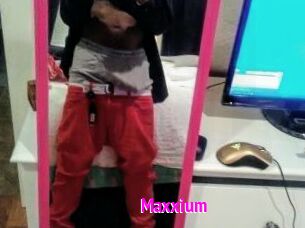 Maxxium
