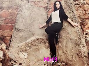 Mia19