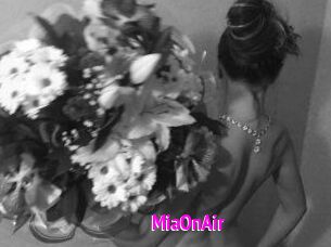 MiaOnAir