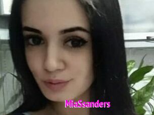 MiaSsanders