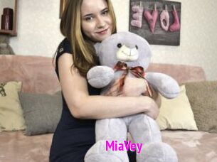 MiaVey