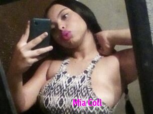 Mia_Coll