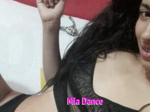 Mia_Dance