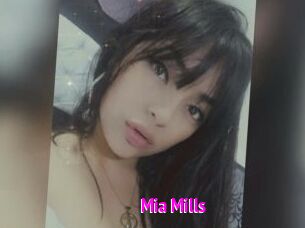 Mia_Mills