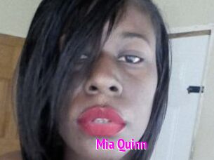 Mia_Quinn