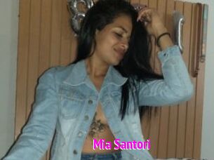 Mia_Santori