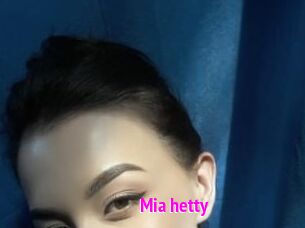 Mia_hetty