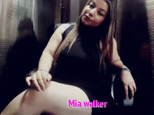Mia_walker