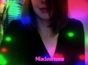 Miaclosetome