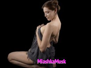 MiashkaMusk