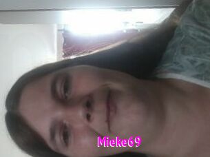 Mieke69