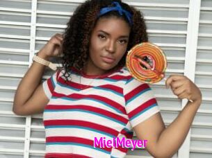 MielMeyer Porn Loverz