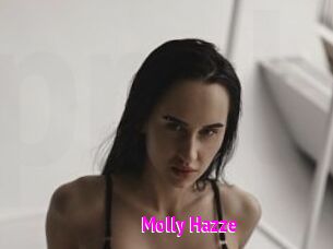 Molly_Hazze