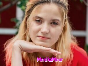 MonikaMour