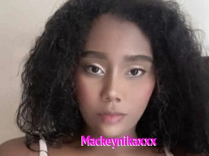 Mackeynikaxxx