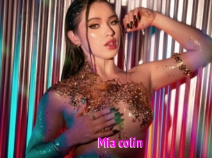 Mia_colin