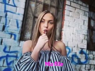 Mia_fille