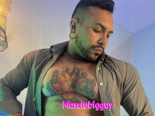 Musclebigguy