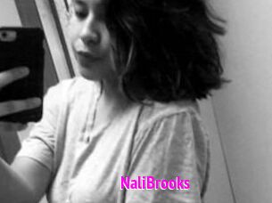 Nali_Brooks
