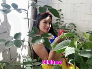 NikiKnox